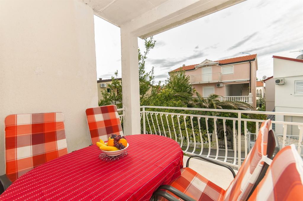 Apartments Luca 로고즈니차 외부 사진