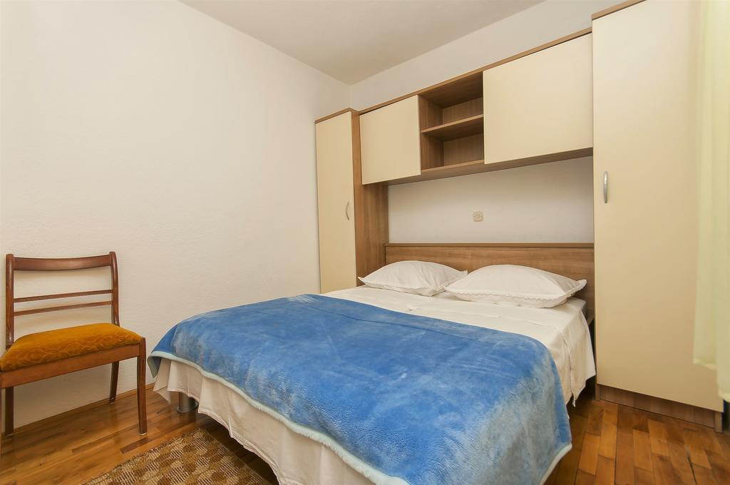 Apartments Luca 로고즈니차 외부 사진