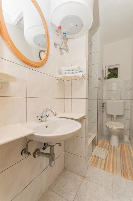 Apartments Luca 로고즈니차 외부 사진